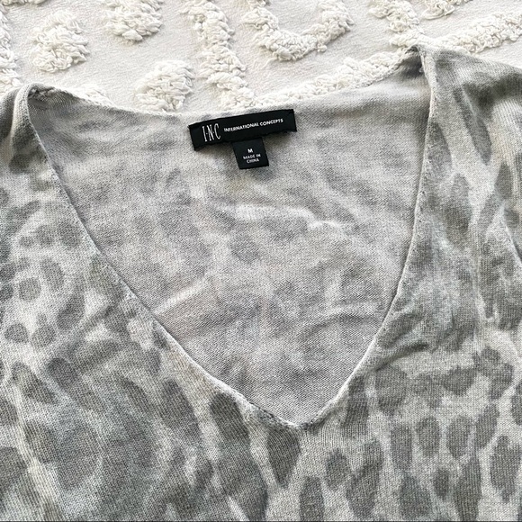INC Grey Animal Print Leopard V-neck Sweater - Picture 2 of 3